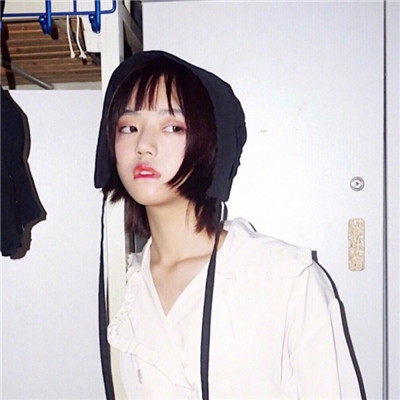 濑田宗次郎（身份：十刃最强、“天剑”、微笑的修罗） - 怀旧港剧全集在线观看 - 小程序看视频